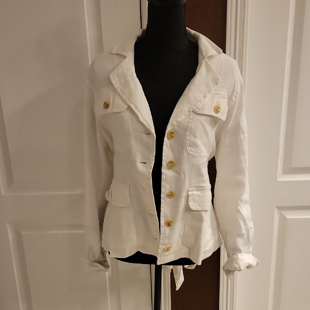 Sundance White Button-Front Blazer with Notched Collar